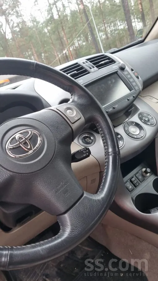 Toyota Land Cruiser 2007 photo 2
