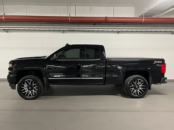 Chevrolet Silverado 2017 photo 2
