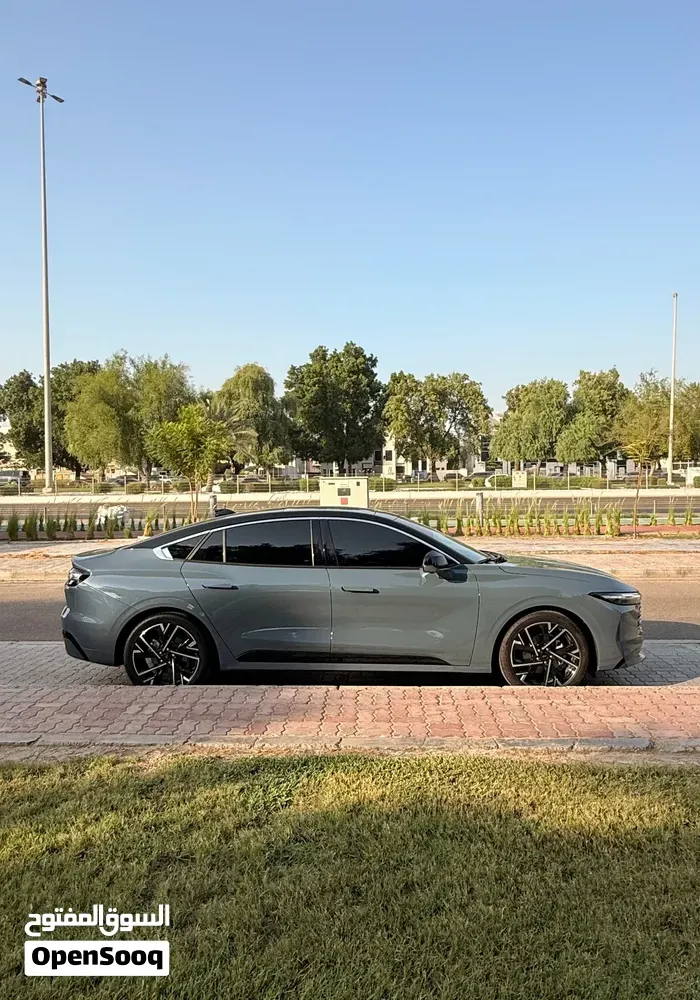 Ford Taurus 2026 photo 3