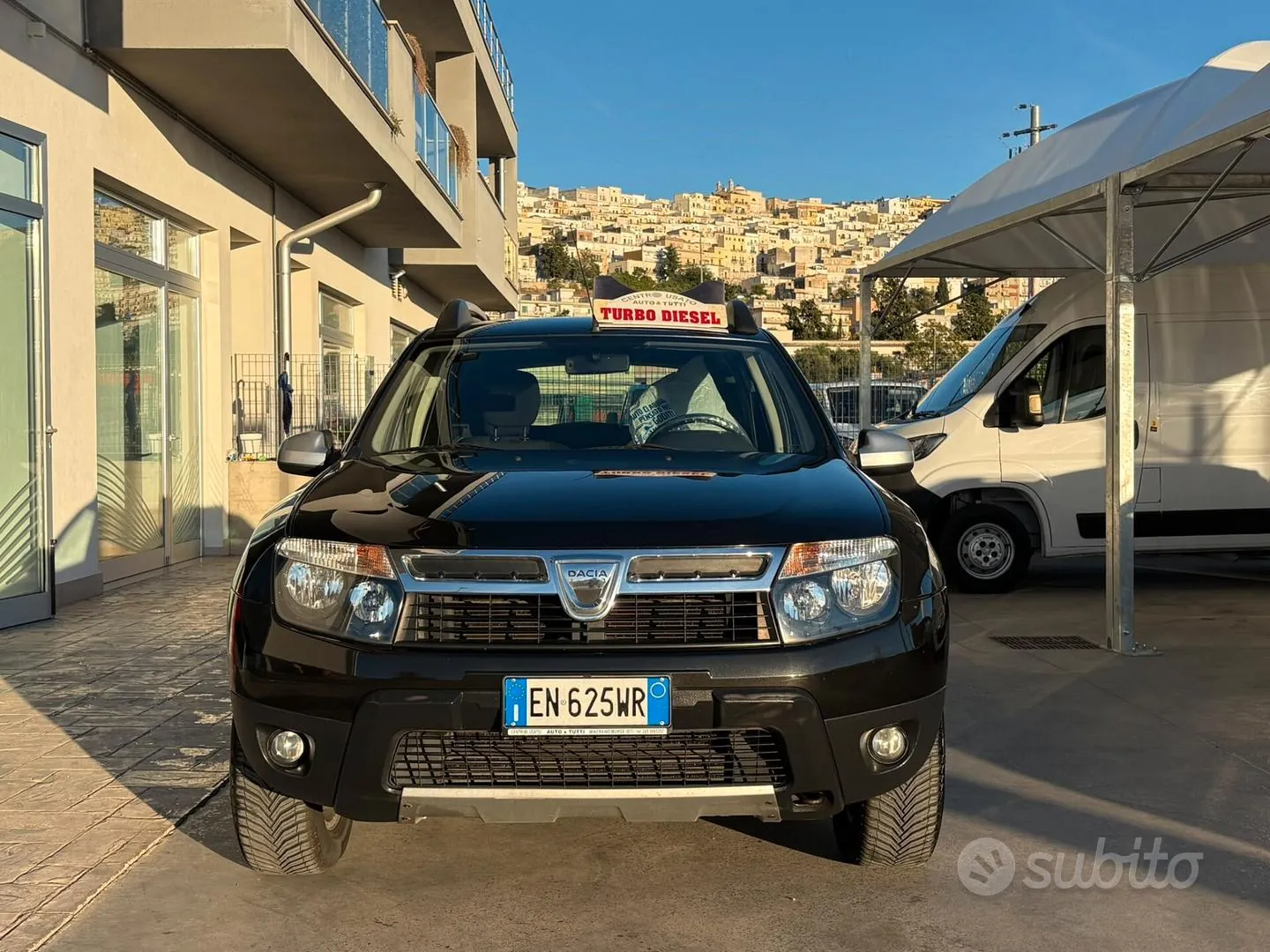 Dacia Duster 2012 photo 3