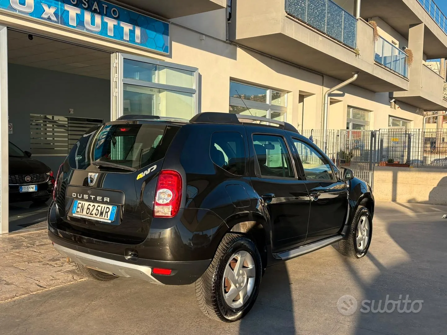 Dacia Duster 2012 photo 5