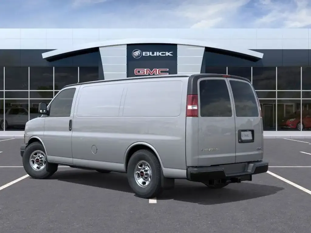 GMC Savana 2025 photo 4