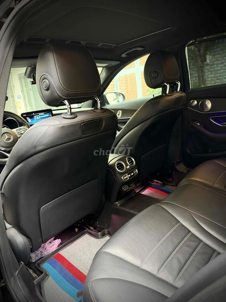 Mercedes-Benz C-Class 2020 photo 5