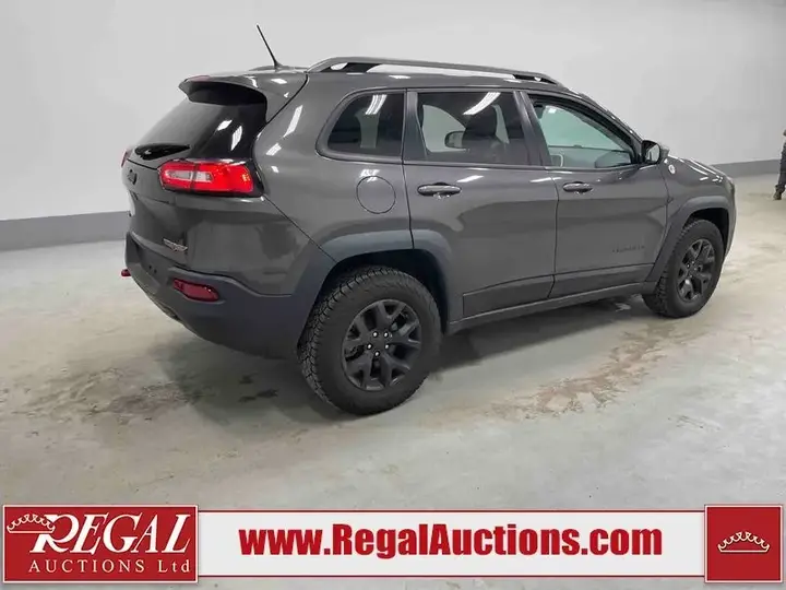 Jeep Cherokee 2015 photo 3