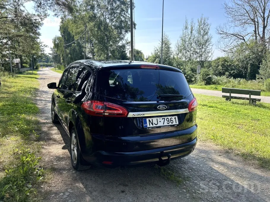 Ford S-Max 2010 photo 5