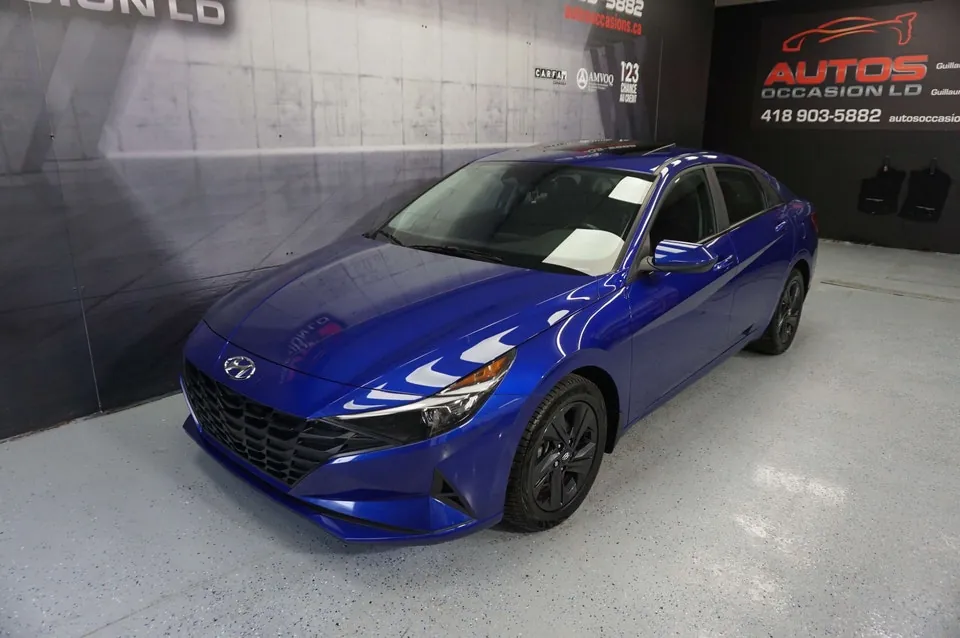 Hyundai Elantra 2023 photo 3