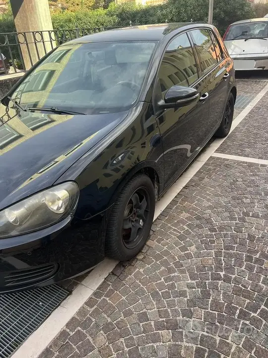 Volkswagen Golf 2012 photo 2