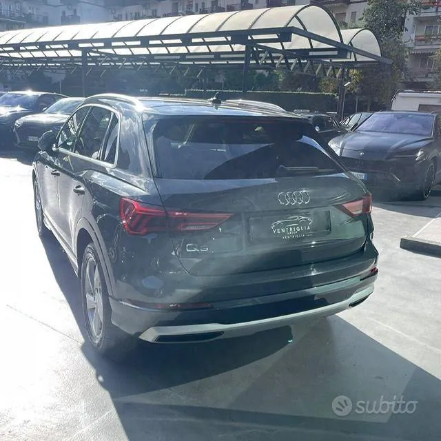 Audi Q3 2023 photo 2