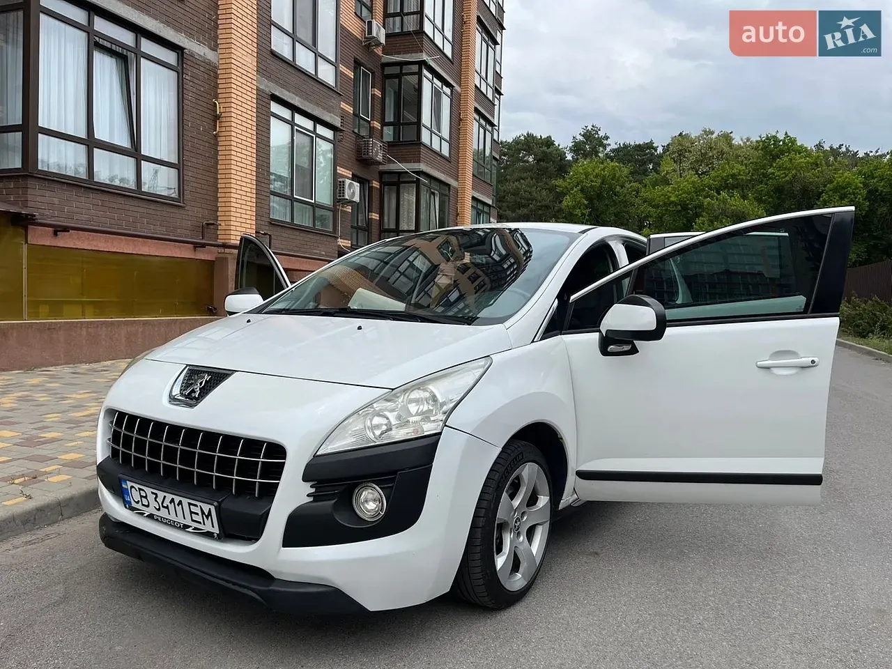 Peugeot 3008 2011 photo 2
