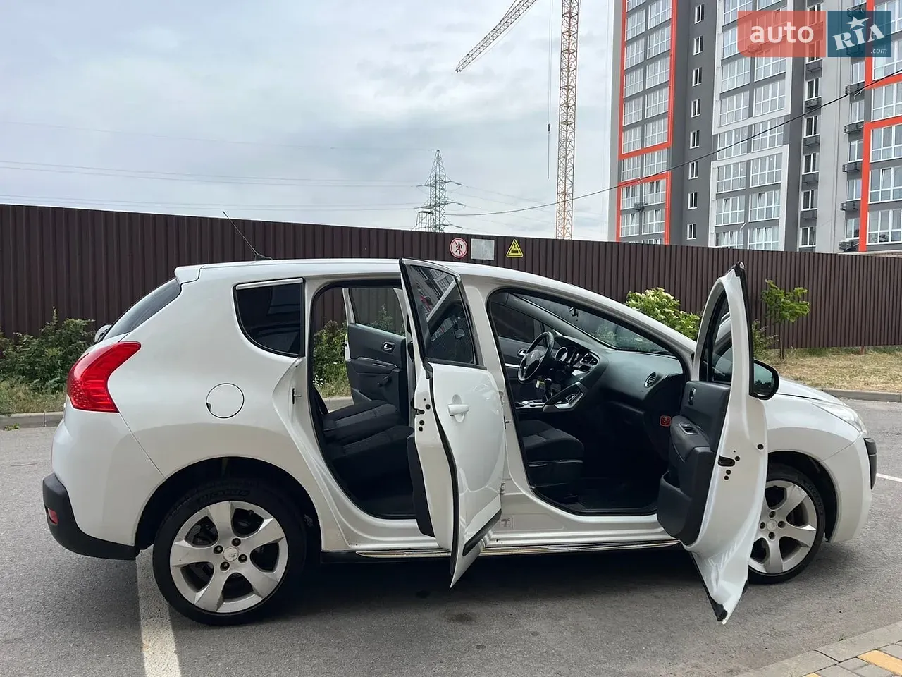Peugeot 3008 2011 photo 4