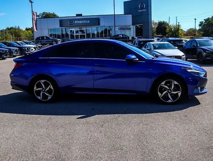 Hyundai Elantra 2023 photo 3
