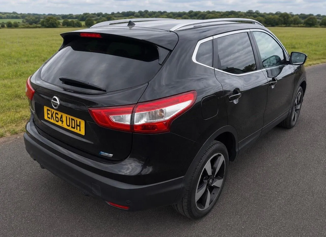 Nissan Qashqai 2014 photo 2
