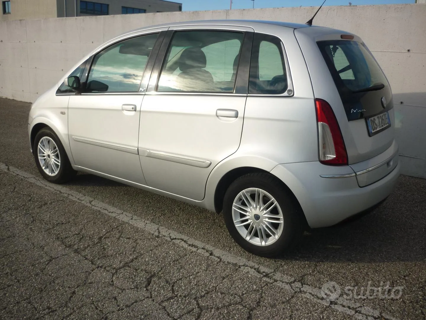 Lancia Musa 2009 photo 2