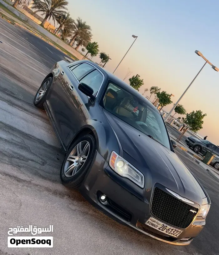 Chrysler 300 2013 photo 4