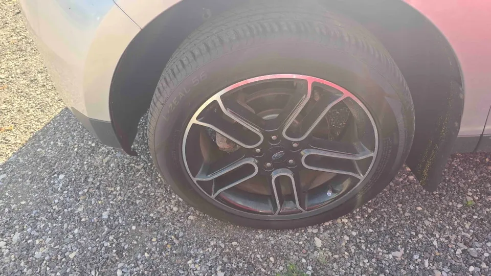 Ford Edge 2014 photo 4