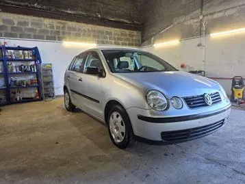 Volkswagen Polo 2002 photo 2