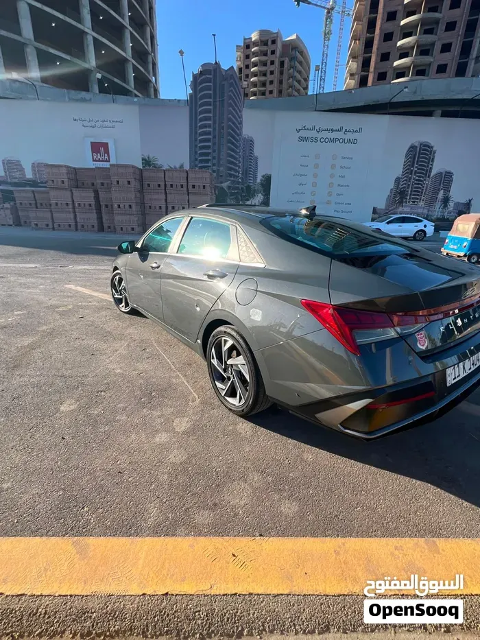 Hyundai Elantra 2025 photo 5