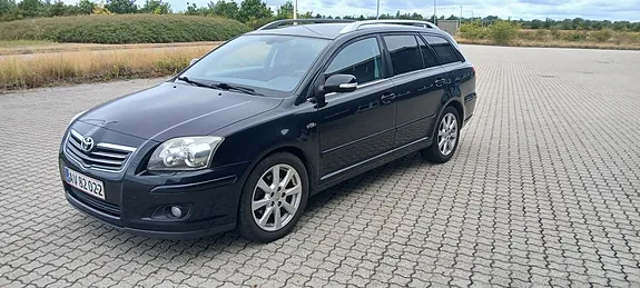 Toyota Avensis 2006 photo 2