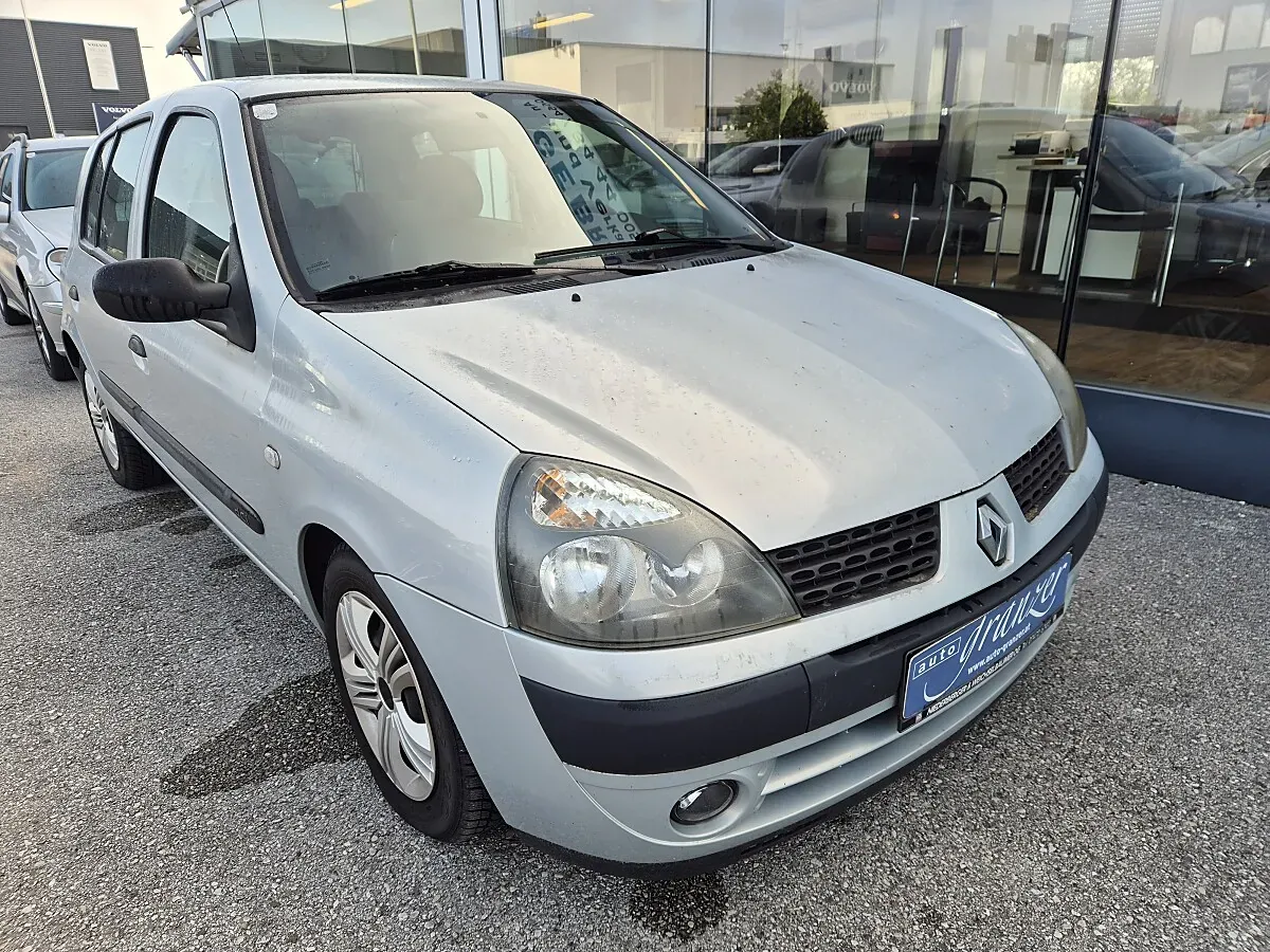 Renault Clio 2003 photo 2