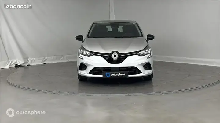 Renault Clio 2023 photo 2