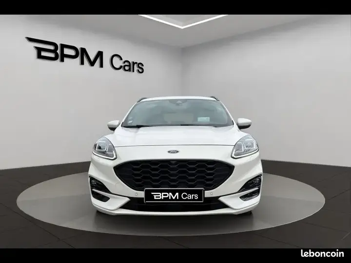 Ford Kuga 2021 photo 2