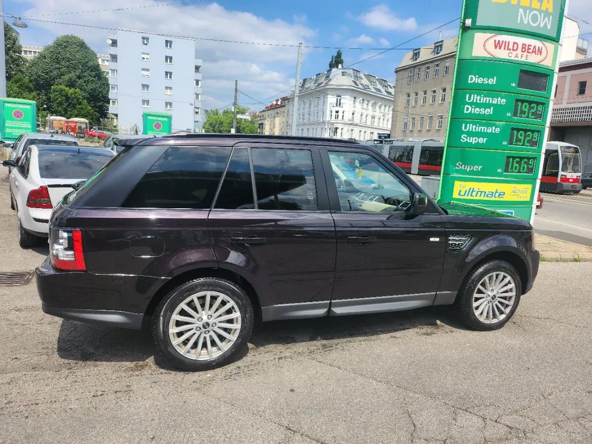 Land Rover Range Rover Sport 2012 photo 2