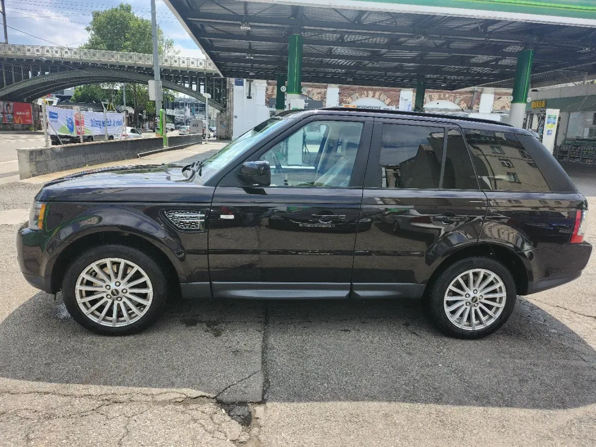 Land Rover Range Rover Sport 2012 photo 3