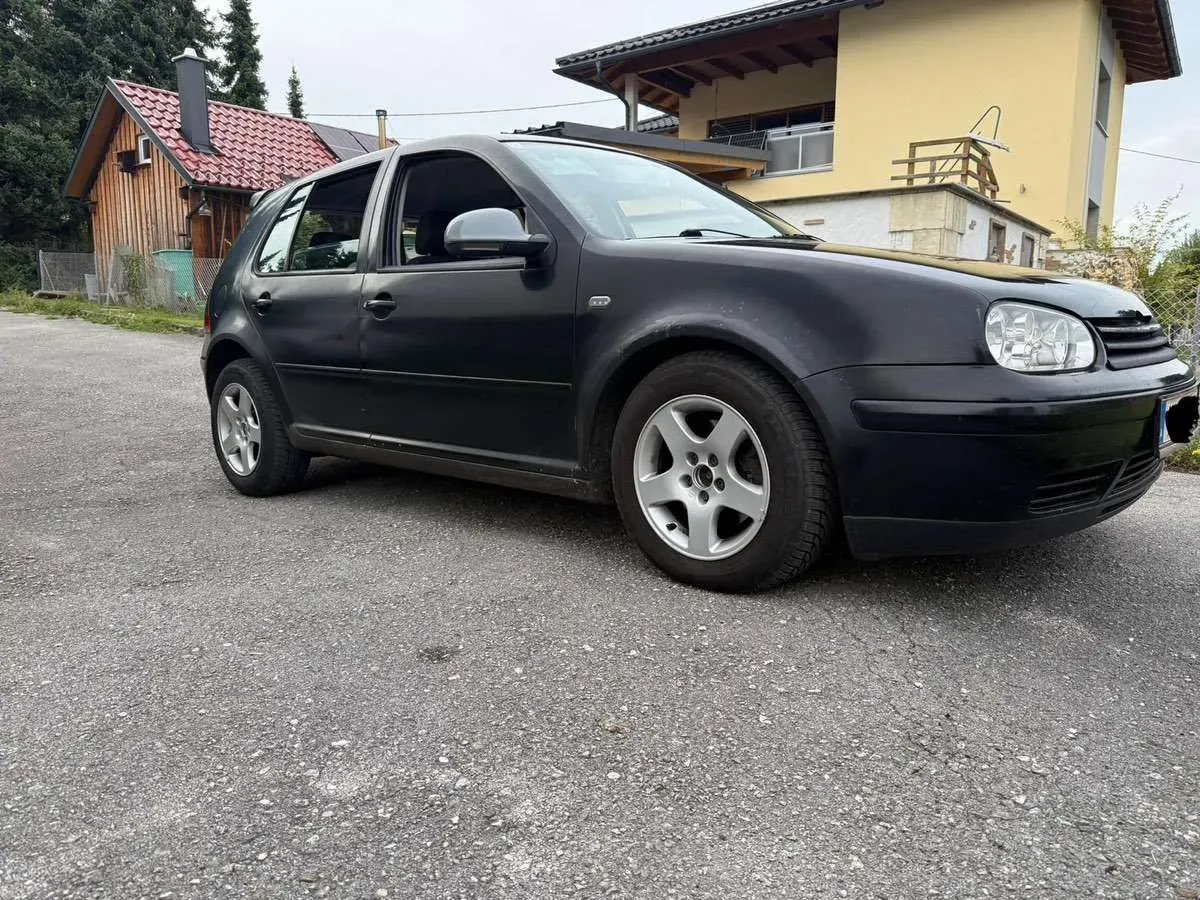 Volkswagen Golf 2000 photo 2