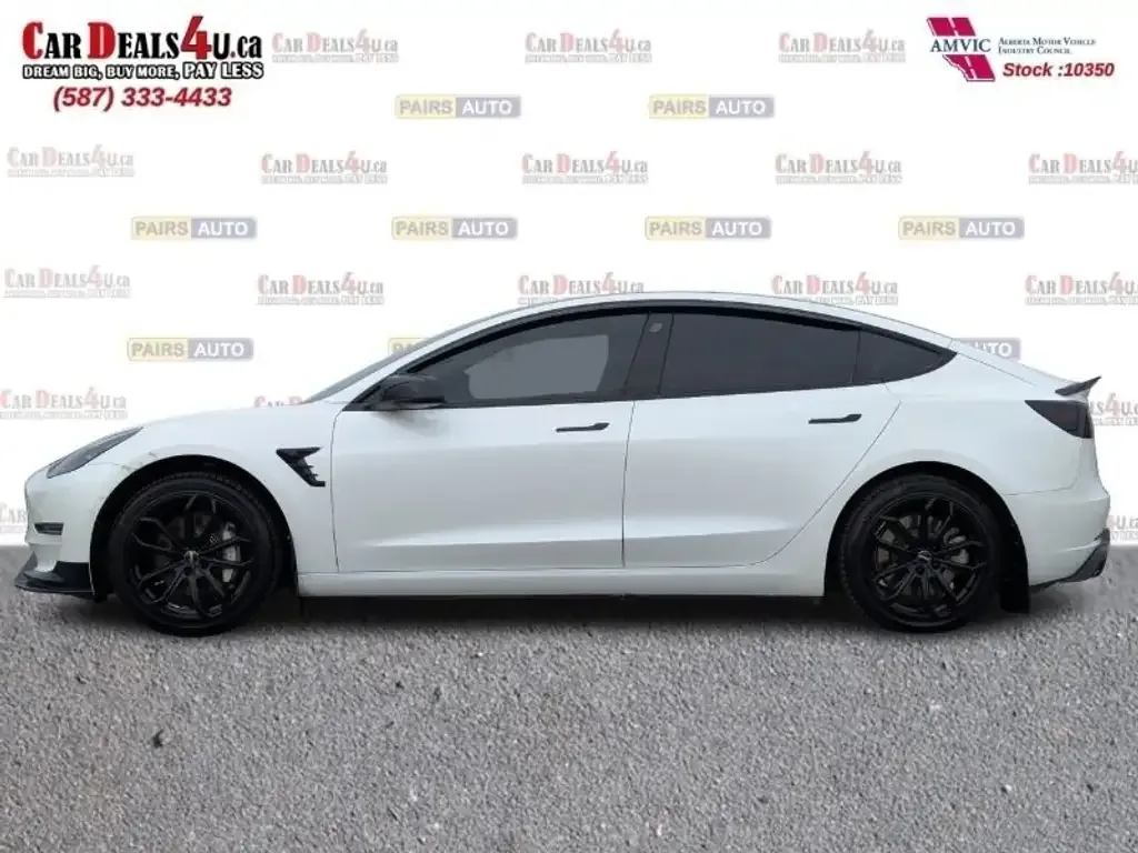 Tesla Model 3 2022 photo 2