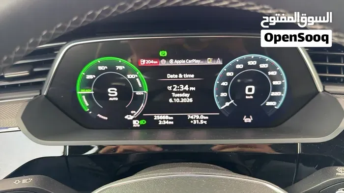 Audi Q8 E-Tron 2024 photo 3