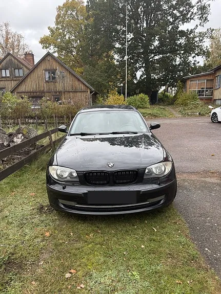 BMW 118D 2007 photo 2