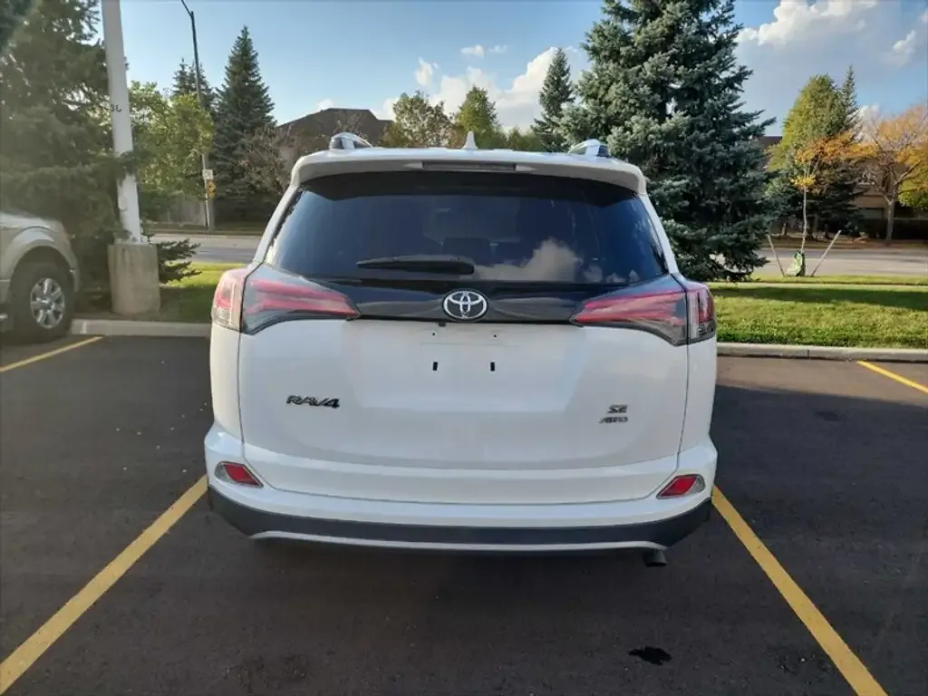 Toyota Rav4 2017 photo 4