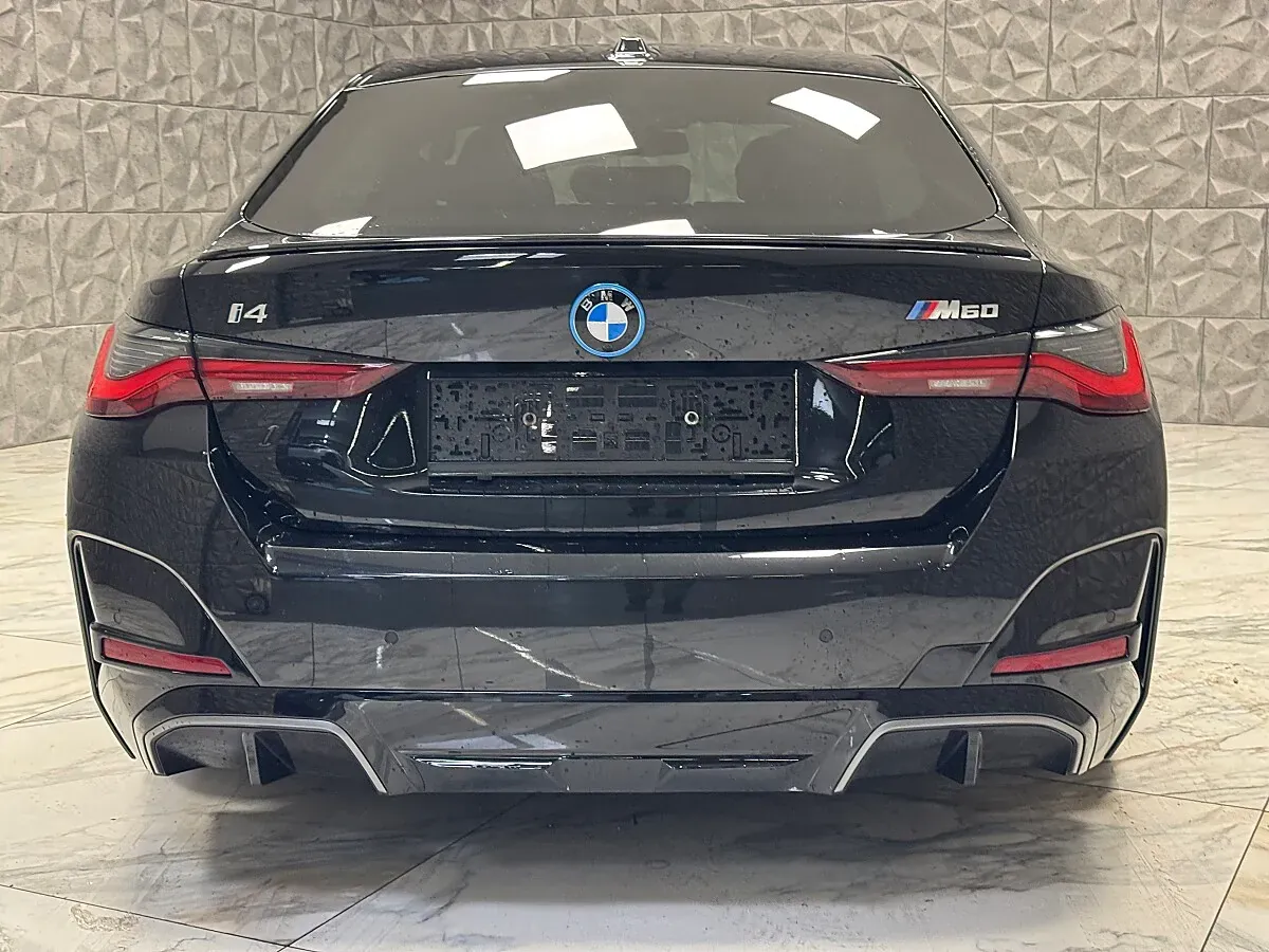 BMW I4 2025 photo 2