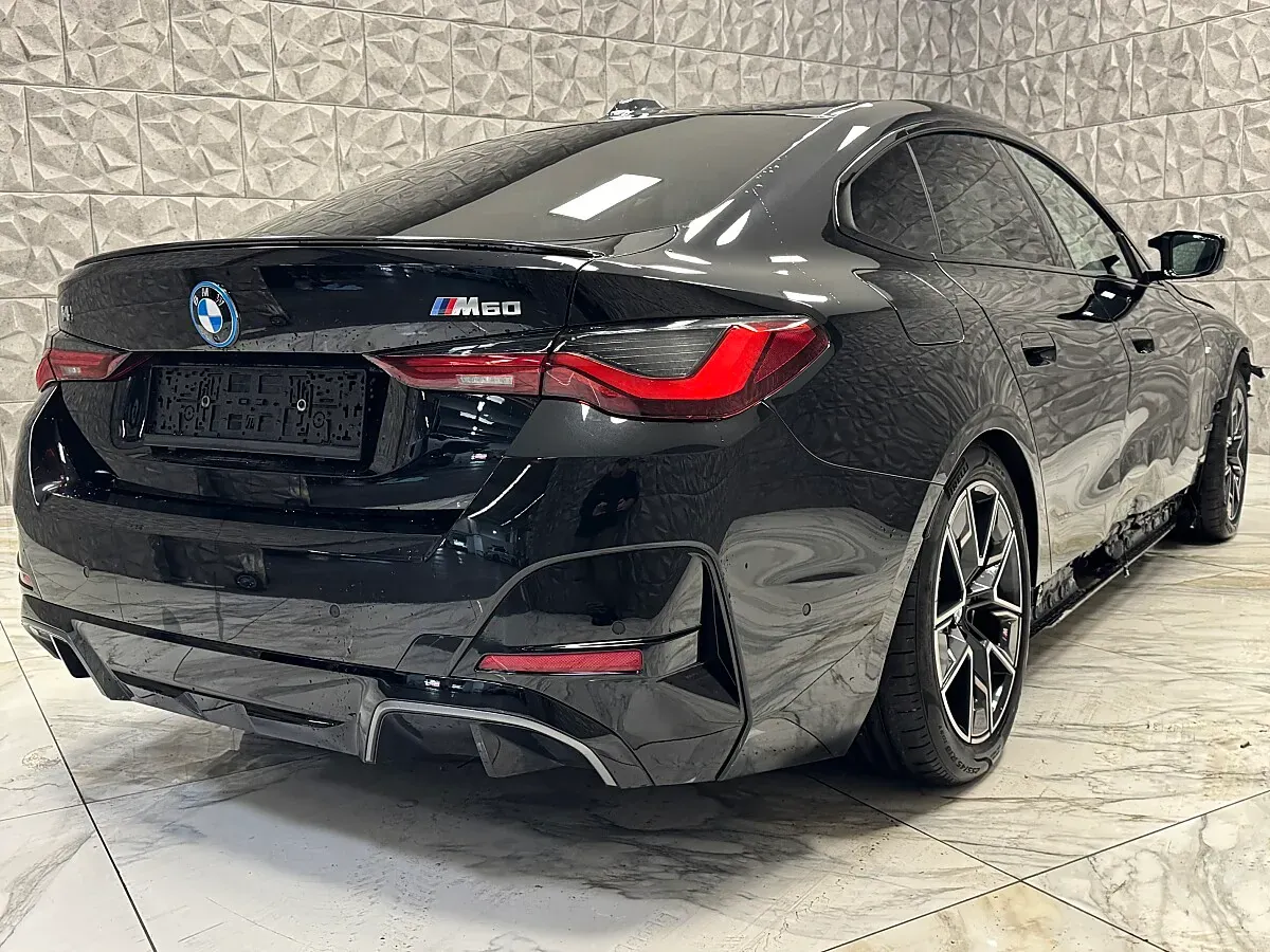 BMW I4 2025 photo 3