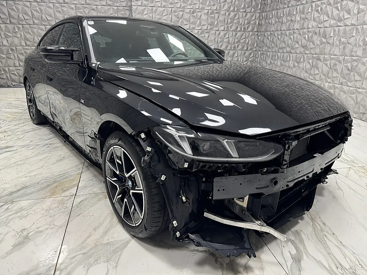 BMW I4
