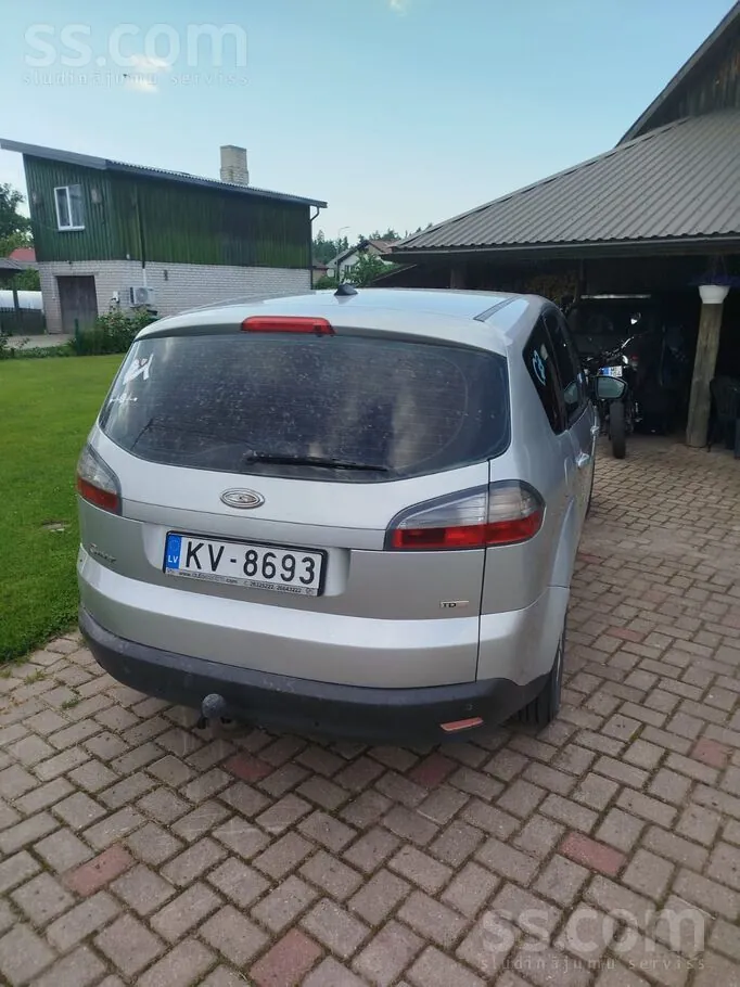 Ford S-Max 2008 photo 4