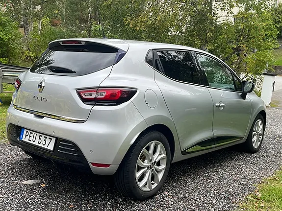 Renault Clio 2018 photo 2