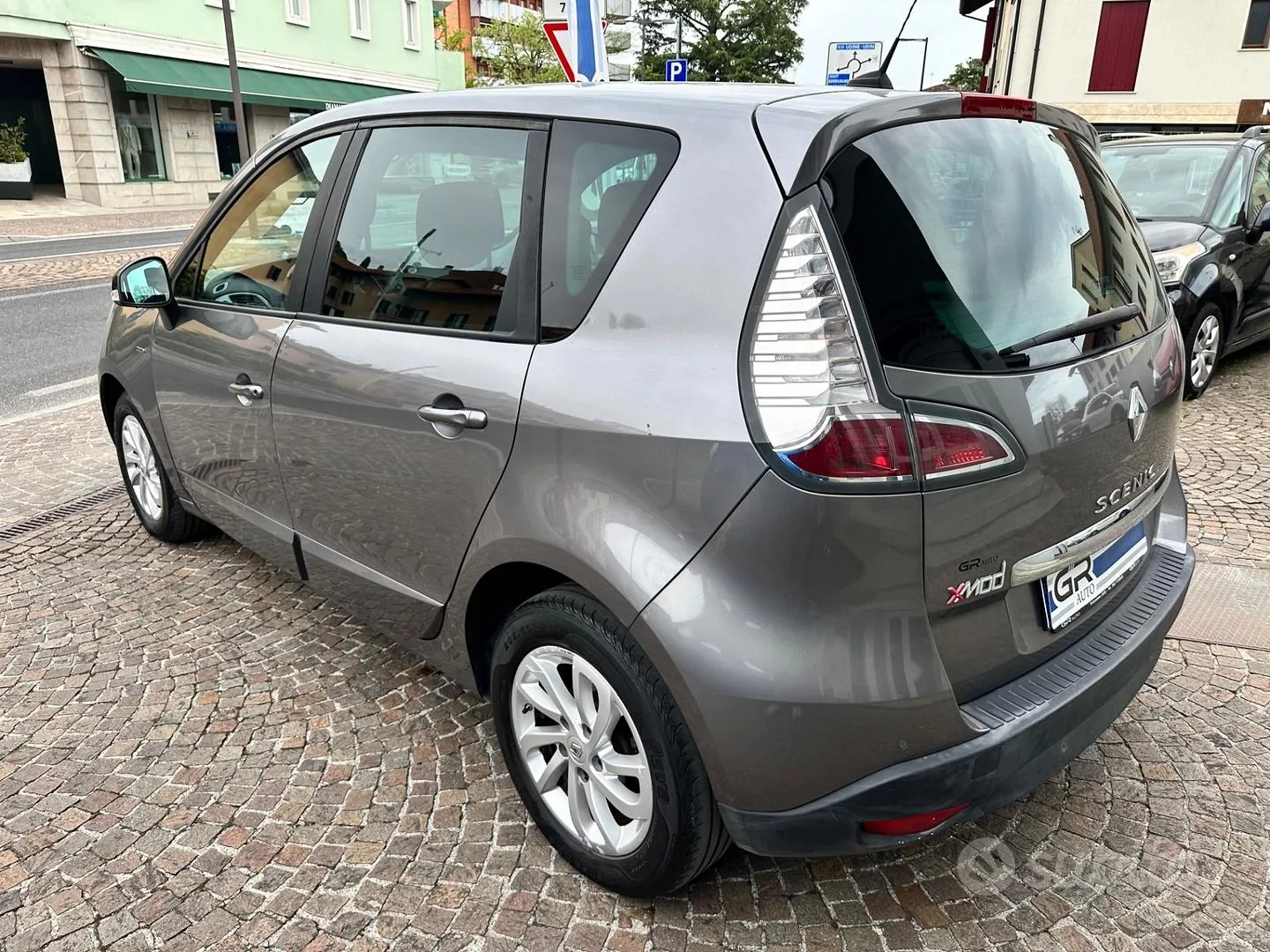 Renault Scenic 2016 photo 4