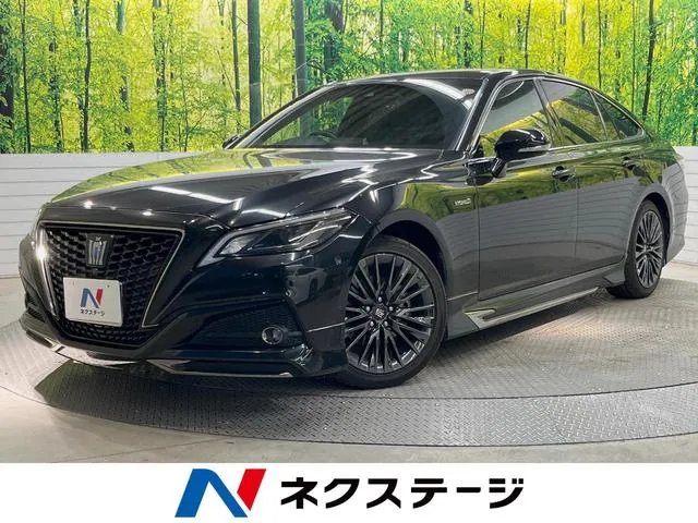Toyota Crown Hybrid