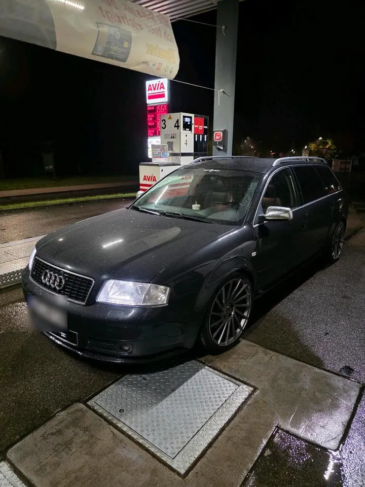 Audi S6 Avant
