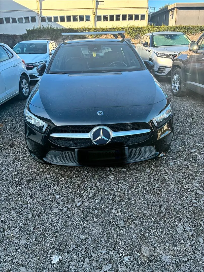 Mercedes-Benz C-Class 2018 photo 3