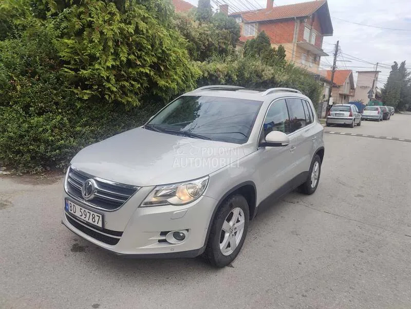 Volkswagen Tiguan 2008 photo 2