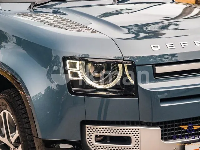 Land Rover Defender 2024 photo 3