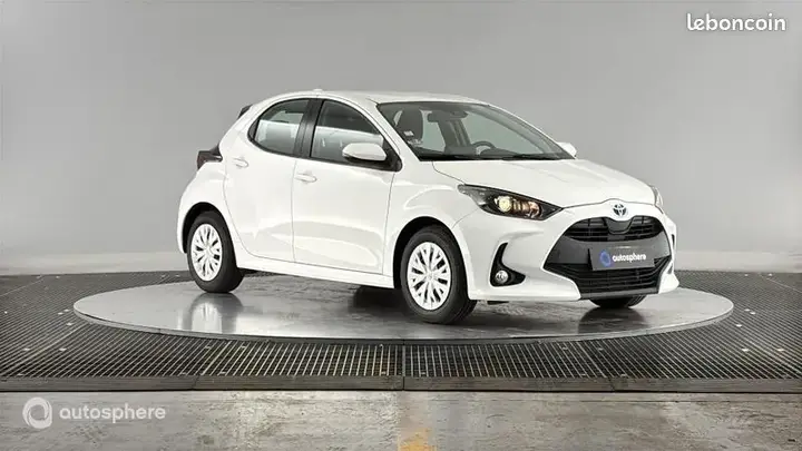 Toyota Yaris 2021 photo 3