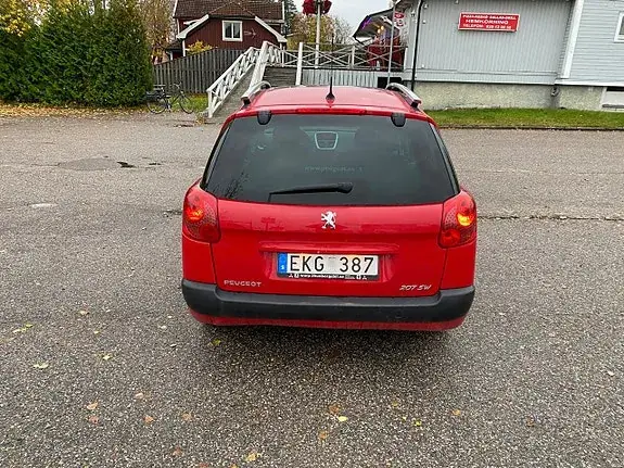 Peugeot 207 Sw 2008 photo 5