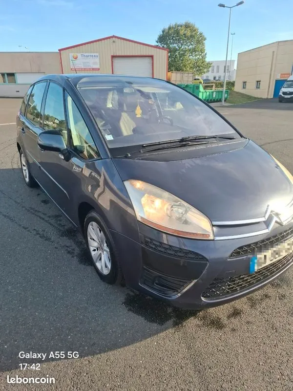 Citroen C4 Picasso 2008 photo 3