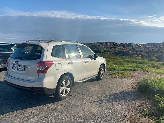 Subaru Forester 2014 photo 2