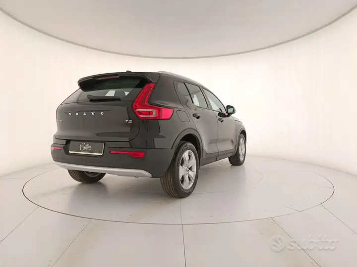 Volvo Xc40 2022 photo 3