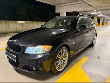 BMW 320I