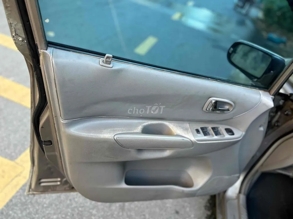 Mazda Premacy 2002 photo 5